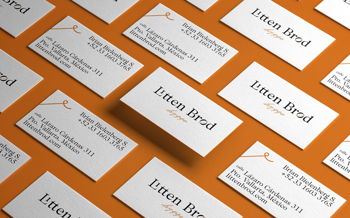 Litten Brød — Danish Bakery // Business Cards
